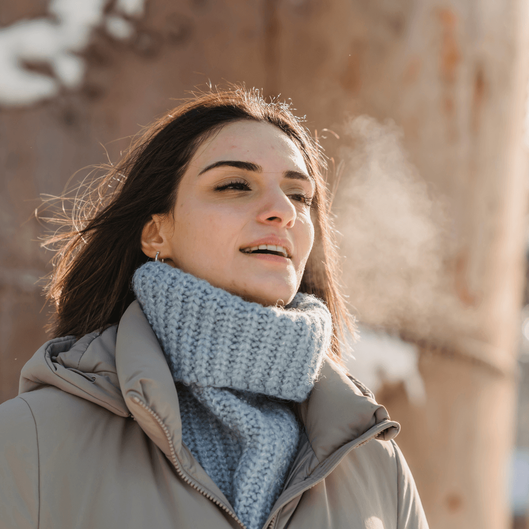 Eczéma et froid : comprendre et préserver votre peau cet hiver.